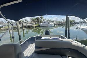 26ft Leisurecraft Yacht For Sale