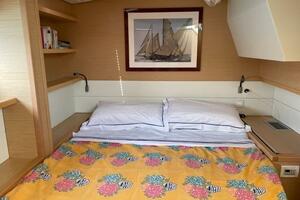 52ft Lagoon Yacht For Sale