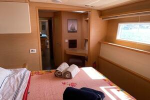 52ft Lagoon Yacht For Sale