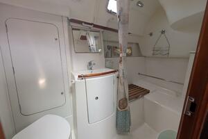 Sea Mistress IV 37ft Beneteau Yacht For Sale