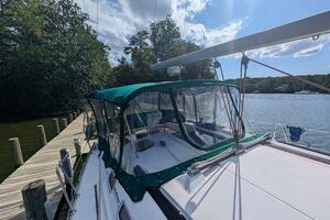 Sea Mistress IV 37ft Beneteau Yacht For Sale