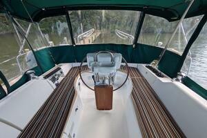 Sea Mistress IV 37ft Beneteau Yacht For Sale