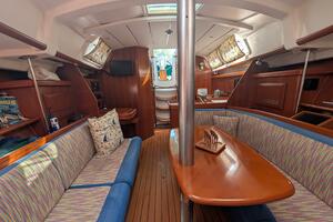Sea Mistress IV 37ft Beneteau Yacht For Sale