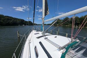 Sea Mistress IV 37ft Beneteau Yacht For Sale