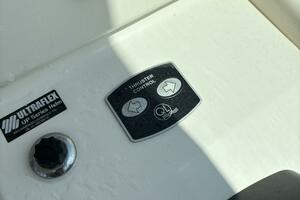 2009 Wellcraft 340 Coastal 