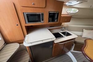2009 Wellcraft 340 Coastal 