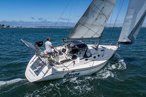 Orion 37ft Hunter Yacht For Sale