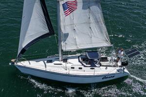 Orion 37ft Hunter Yacht For Sale