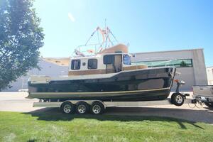 2020 Ranger Tugs R-31 Command Bridge LE