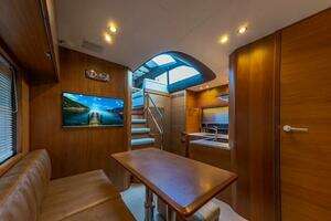 2017 Princess V48 thumbnail 27