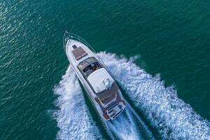 2017 Princess V48 thumbnail 31