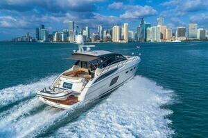 2017 Princess V48 thumbnail 2