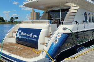 2001 Viking Princess 72 thumbnail 4