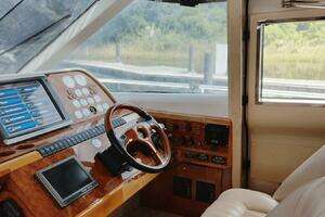 2001 Viking Princess 72 thumbnail 20