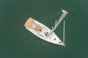 Skyfall 49ft Beneteau Yacht For Sale