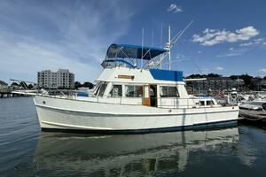 42ft Grand Banks Yacht For Sale