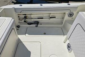 Triple 2024 Yamaha 425 s 35ft Hydra Sports Yacht For Sale