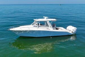 Triple 2024 Yamaha 425 s 35ft Hydra Sports Yacht For Sale
