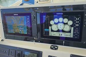 Triple 2024 Yamaha 425 s 35ft Hydra Sports Yacht For Sale