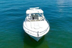 Triple 2024 Yamaha 425 s 35ft Hydra Sports Yacht For Sale
