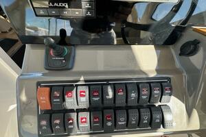 Wave Paver 35ft Pursuit Yacht For Sale
