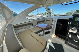 Wave Paver 35ft Pursuit Yacht For Sale