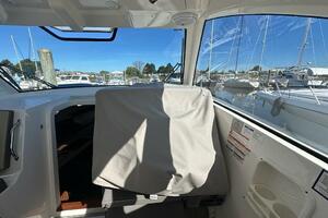 Wave Paver 35ft Pursuit Yacht For Sale