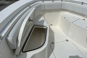 See the light 24ft Cobia Yacht For Sale