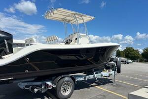 See the light 24ft Cobia Yacht For Sale