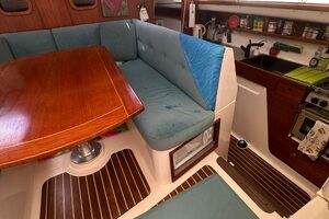 2010-gemini-105mc-sail-9928796-20250829174205208-1.jpg