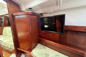 Autumn 42ft Beneteau Yacht For Sale