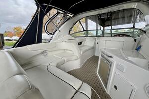 29ft Rinker Yacht For Sale