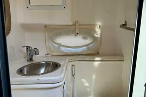 29ft Rinker Yacht For Sale