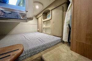 29ft Rinker Yacht For Sale