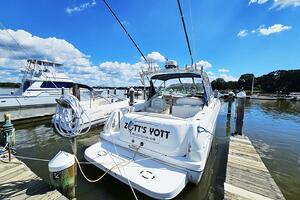 ZOTT S YOTT 29ft Sea Ray Yacht For Sale