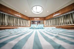 FIESTA BAYB 44ft Carver Yacht For Sale