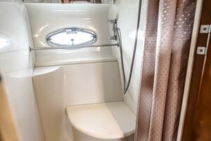 FIESTA BAYB 44ft Carver Yacht For Sale