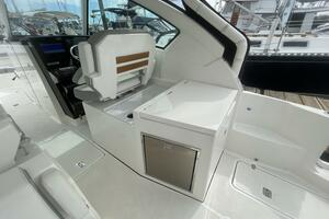 Shep s Ahoy 32ft Pursuit Yacht For Sale
