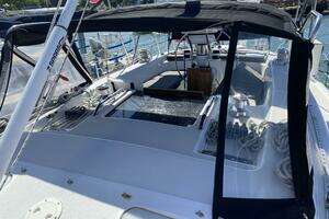 1997 Catalina Morgan 38 thumbnail 18