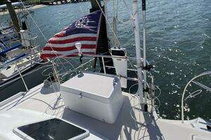 1997 Catalina Morgan 38 thumbnail 12