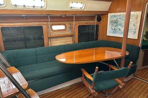 38ft Catalina Morgan Yacht For Sale