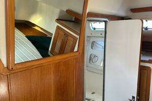 1997 Catalina Morgan 38 thumbnail 45
