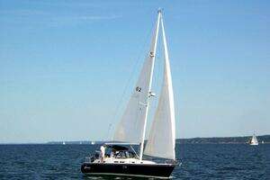 1997 Catalina Morgan 38 thumbnail 2