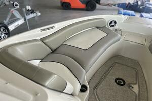 24ft Sea Ray Yacht For Sale