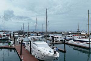 74FT (22.56M) FAIRLINE