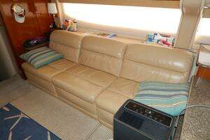 2005 Meridian 408 Motor Yacht thumbnail 11