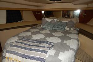 Still Chyl n 42ft Meridian Yacht For Sale