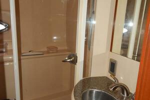 Still Chyl n 42ft Meridian Yacht For Sale