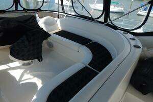2005 Meridian 408 Motor Yacht thumbnail 29