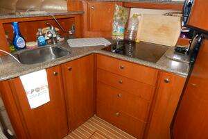 2005 Meridian 408 Motor Yacht thumbnail 8